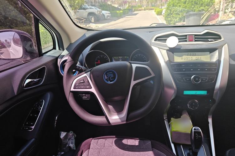 Used BYD Yuan New Energy 2019 EV360 Smart Connect Leading Model Steering Wheel