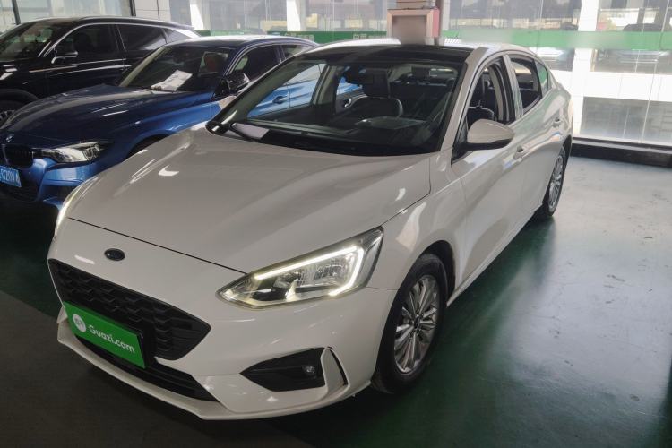 Used Ford Focus 2020 Sedan EcoBoost 180 Automatic Trend Edition