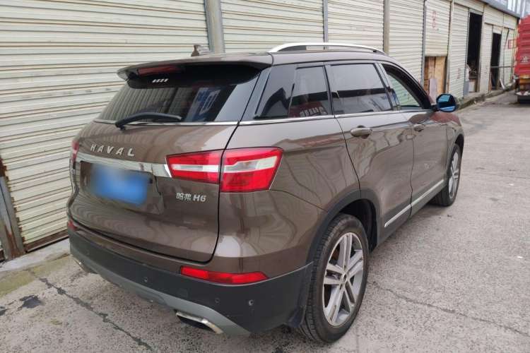 Used Haval H6 Coupe 2017 Red-Label 2.0T Automatic Two-Wheel Drive Elite Model
