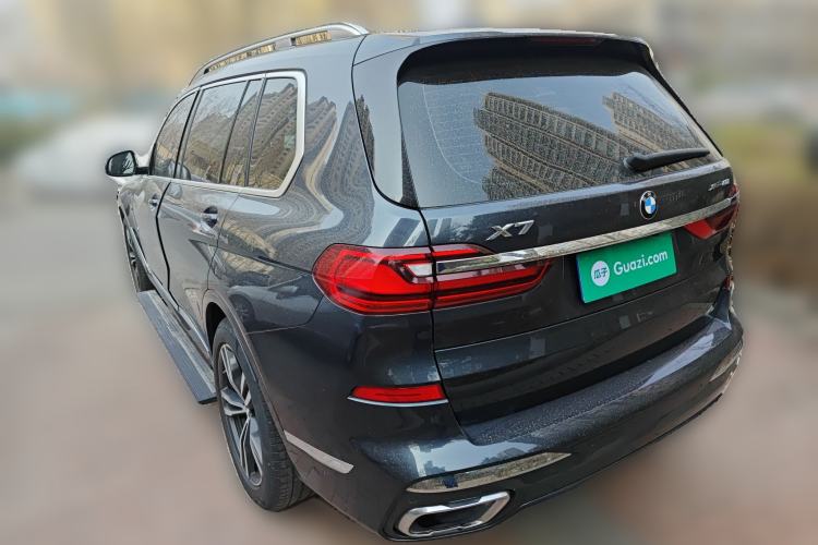 Used BMW X7 2020 xDrive40i Luxury M Sport Package
