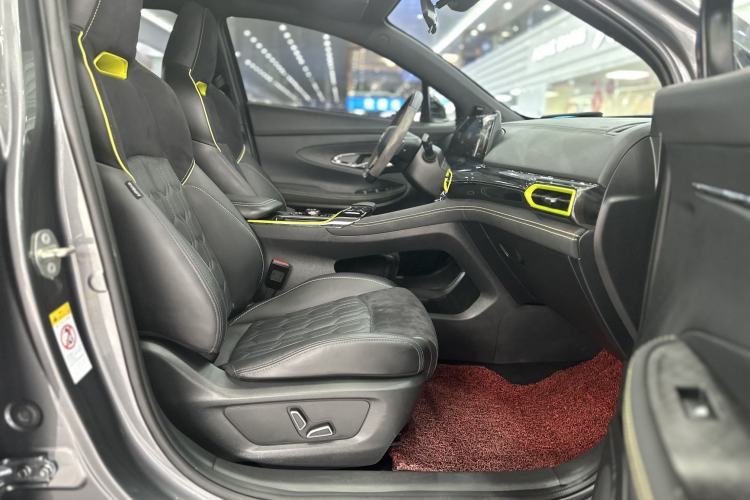 Used Changan UNI-T 2022 1.5T Sport Edition Flagship Version
