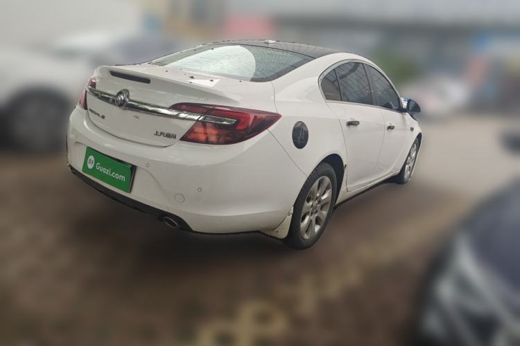 Used Buick Regal 2015 1.6T Leading Technology Model Rear Right 45 Deg