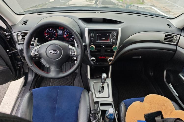 Used Subaru Forester 2011 2.5T S-EDITION Automatic Luxury Edition Center Console