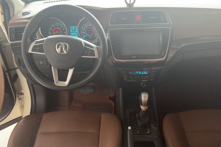 Used BAIC Weiwang S50 2016 1.5T CVT Joyful Premium Edition
