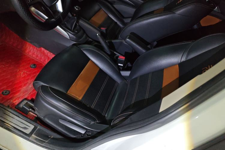 Used BYD Yuan 2016 1.5L Manual Luxury Version