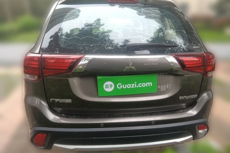 Used Mitsubishi Outlander 2016 2.4L 4x4 Elite Edition 5 Seats
