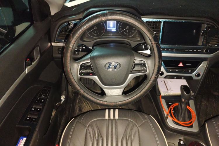 Used Hyundai Elantra (6th Generation / Lingdong) 2016 1.6L Automatic ZhiXuan – Elite Version Steering Wheel