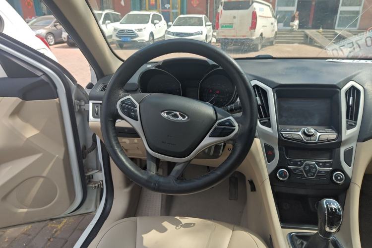 Used Chery Arrizo 7 2015 1.6L Manual ZhiShang Edition
