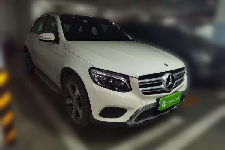 Used Mercedes-Benz GLC 2016 GLC 300 4MATIC Dynamic Model Exterior 2