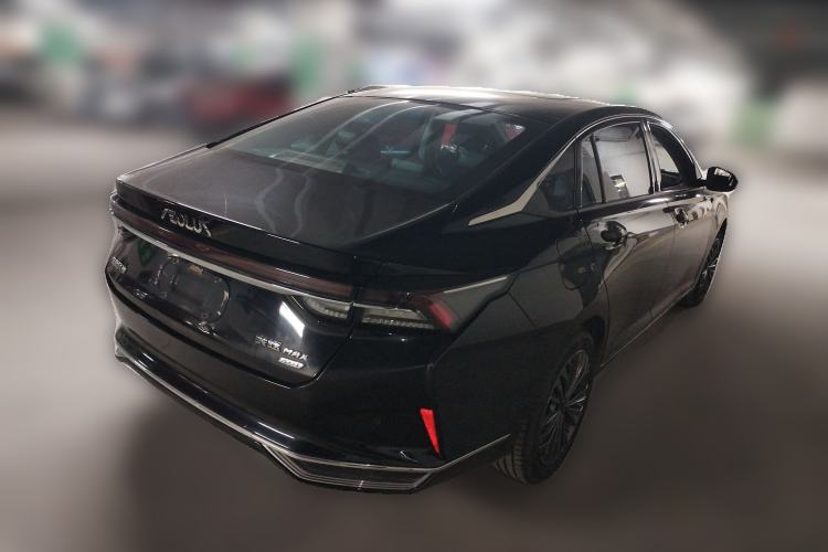 Used Dongfeng Aeolus Yixuan MAX 2023 1.5T Ultra-Stylish Trendsetting Dad Edition Rear Right 45 Deg