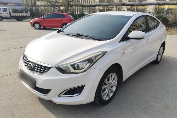 Used Hyundai Elantra (5th Generation / Langdong) 2016 1.6L Automatic Smart Version