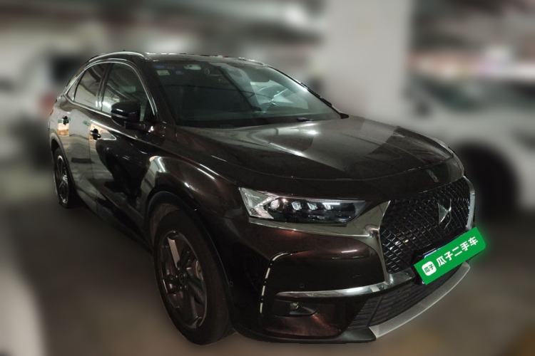 Used DS 7 2018 45THP Opera Edition Front Right 45 Deg