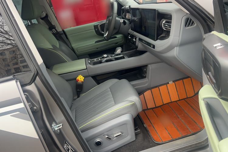 Used BAIC Off-Road BJ40 2024 2.0T All-New Ring of the Taklamakan Champion Edition Right Front Seat