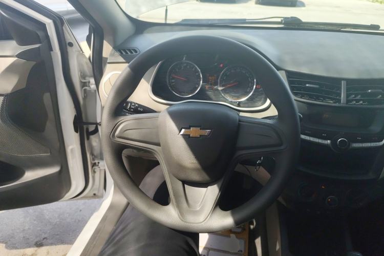 Used Chevrolet Sail 2015 Sail 3 1.5L Manual with Ideal Sunroof Edition
