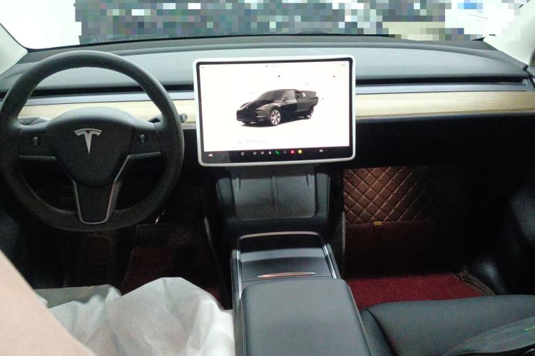 Used Tesla Model Y 2023 Rear-Wheel-Drive Version
