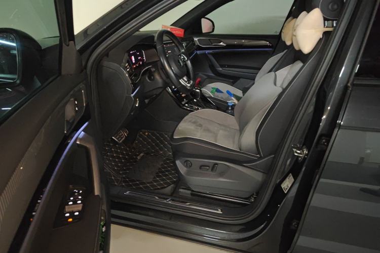 Used Volkswagen Tayron 2020 380TSI All-Wheel Drive R-Line Connected Version
