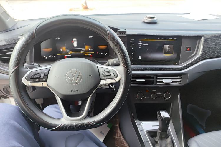 Used Volkswagen Lavida 2023 New Rui 1.5L Automatic New Yi Edition Center Console