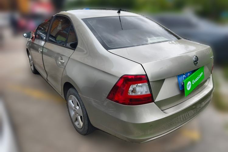 Used Skoda Rapid 2013 1.6L Automatic Smart Selection Model Rear Left 45 Deg