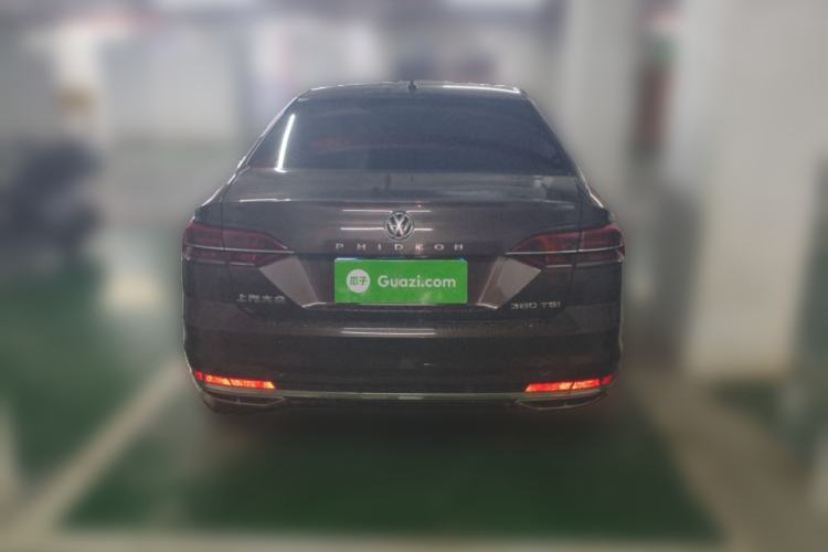 Used Volkswagen Phideon 2018 Revised Version 380TSI Two-Wheel Drive Business Edition Rear