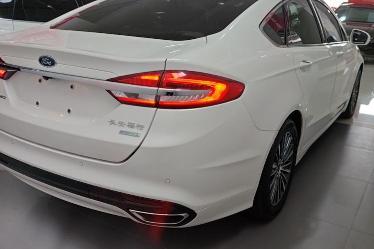 Used Ford Mondeo 2017 EcoBoost 180 Luxury Model
