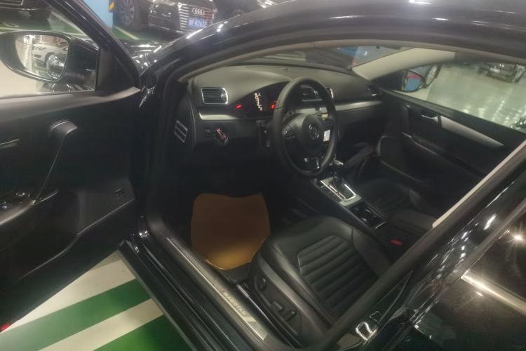 Used Volkswagen Magotan 2016 1.8TSI Smart Enjoyment Leading Model
