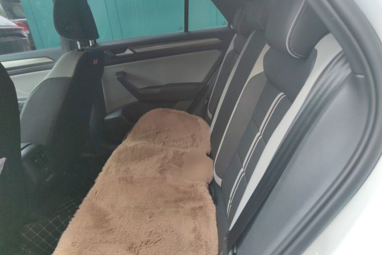 Used Volkswagen T-ROC 2024 300TSI DSG Two-Wheel-Drive Chen Guang Edition