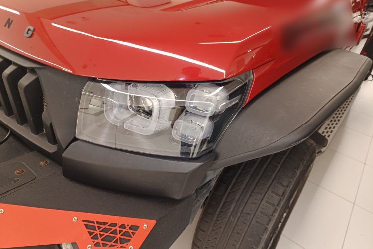 Used BAIC Off-Road BJ40 2020 2.0T Automatic Four-Wheel Drive Urban Hunter Edition Chivalrous Type Left Front Headlight