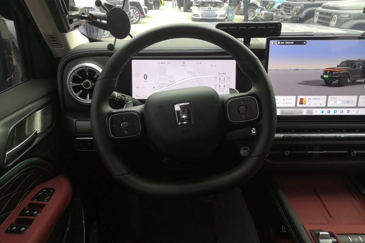 Used Tank 300 New Energy 2025 Hi4-T
