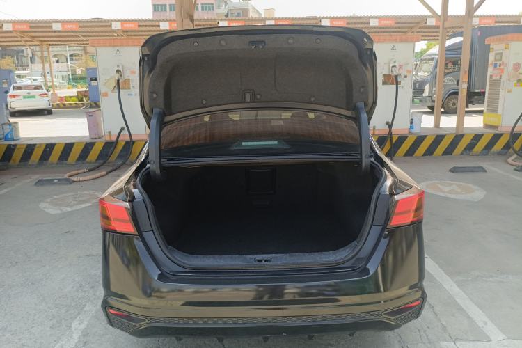 Used Nissan Teana 2021 2.0L XE Fashion Edition Trunk