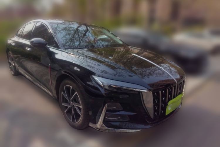 Used Hongqi H6 2025 2.0T ZhiMei Edition Front Right 45 Deg