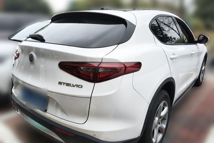 Used Alfa Romeo Stelvio 2017 2.0T 200HP Elite Edition
