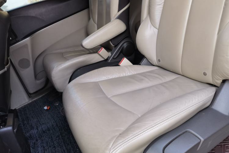 Used Buick GL8 2013 3.0L GT Luxury Business Haoya Edition