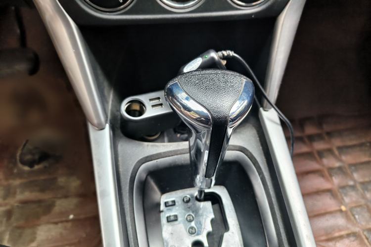 Used Citroen C3-XR 2015 1.6L Automatic Pioneer Model Gear Lever