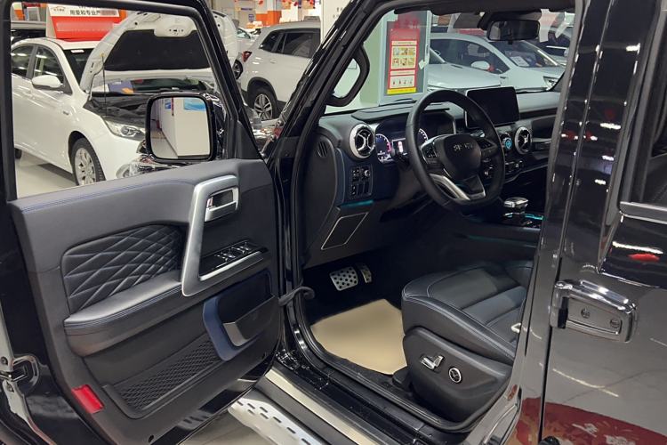 Used BAIC Off-Road BJ40 2023 2.0T Automatic Four-Wheel Drive Urban Hunter Edition Chivalrous Type