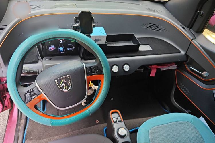 Used Baojun E100 2017 Intelligent Edition Center Console