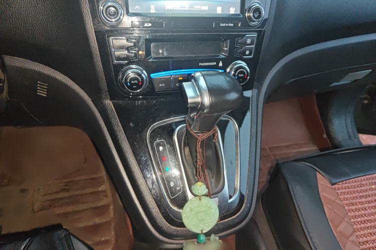 Used Haval H6 2016 Upgraded Model 1.5T Automatic Two-Wheel Drive Elite Version