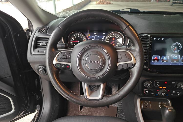 Used Jeep Compass 2017 200T Automatic Family Edition