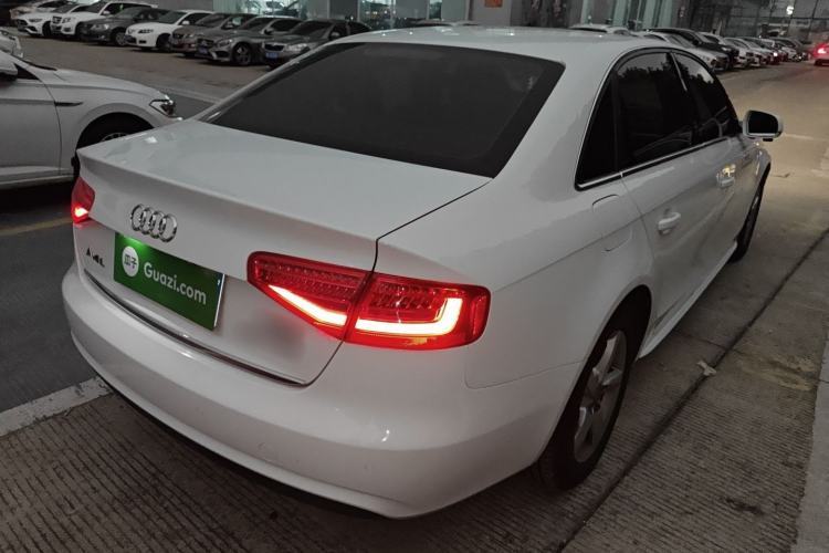 Used Audi A4L 2016 30 TFSI Collector's Edition Automatic Comfort Model Rear Right 45 Deg