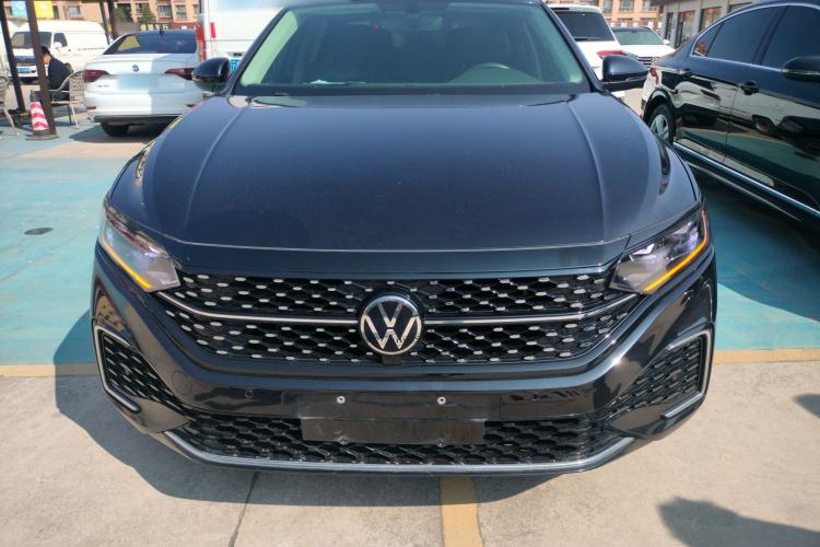 Used Volkswagen Passat 2024 330TSI Starry Elite Edition