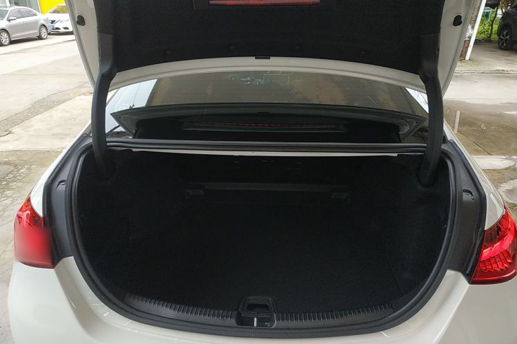 Used Mercedes-Benz C-Class 2025 Facelift C 260 L Sport Edition
