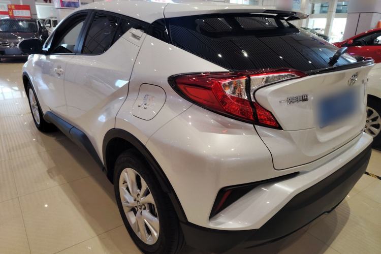 Used Toyota IZOA 2021 2.0L Enjoy Edition Rear Left 45 Deg
