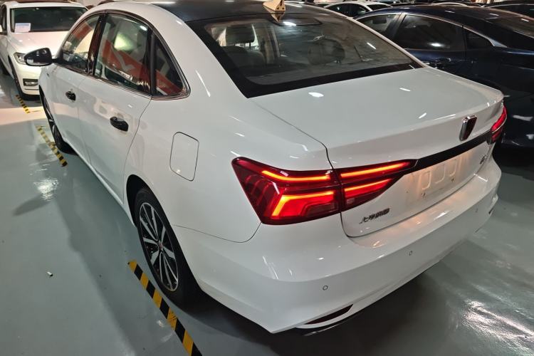 Used Roewe i6 2018 20T Automatic Flagship Edition
