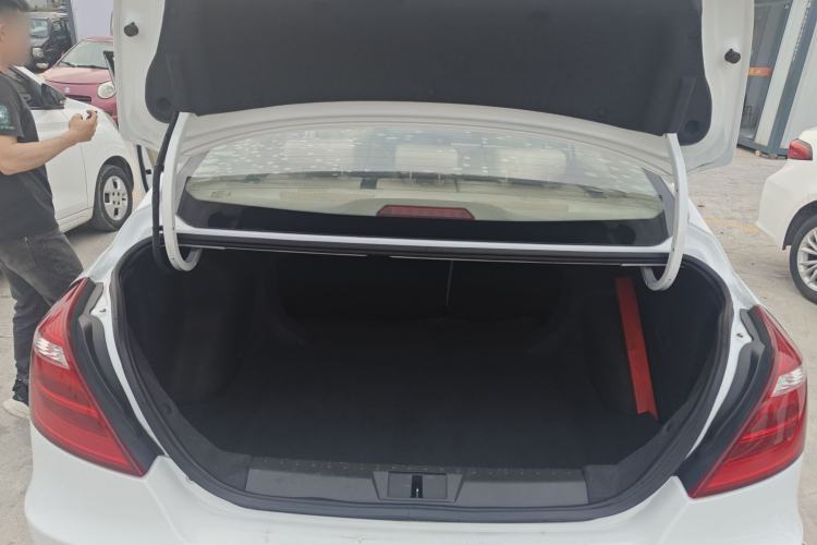 Used Geely Auto Emgrand 2017 Sedan Million Edition 1.5L Manual Luxury Model