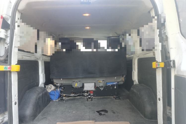 Used Ford Transit 2017 2.0T Gasoline Multi-Purpose Commercial Vehicle Short Wheelbase Low Roof China V Standard