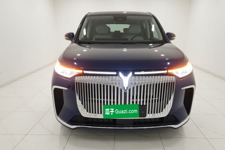 Used VOYAH Dream 2025 PHEV Four-Wheel-Drive Flagship Kunpeng Edition
