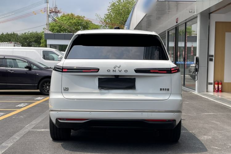 Used ONVO Luxeed L90 2025 Model—Max Six-Seater Version Exterior 1