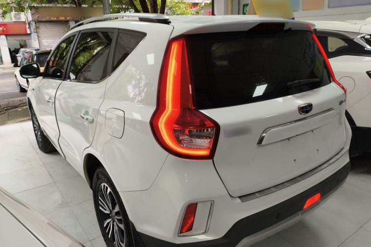 Used Geely Auto Vision X6 2016 1.3T CVT Flagship Model
