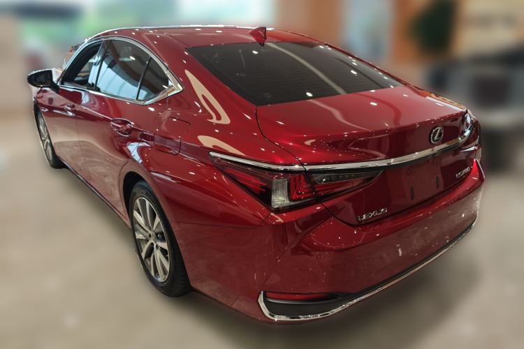 Used Lexus ES 2020 200 Luxury Edition Rear Left 45 Deg