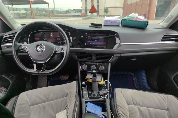 Used Volkswagen Sagitar 2021 280TSI DSG Excellence Edition Center Console