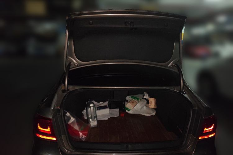 Used Volkswagen Magotan 2013 2.0 TSI Luxury Model Trunk